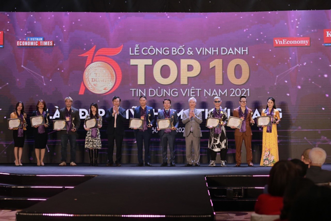 giải thưởng top 10 sản phẩm - dịch vụ 2021