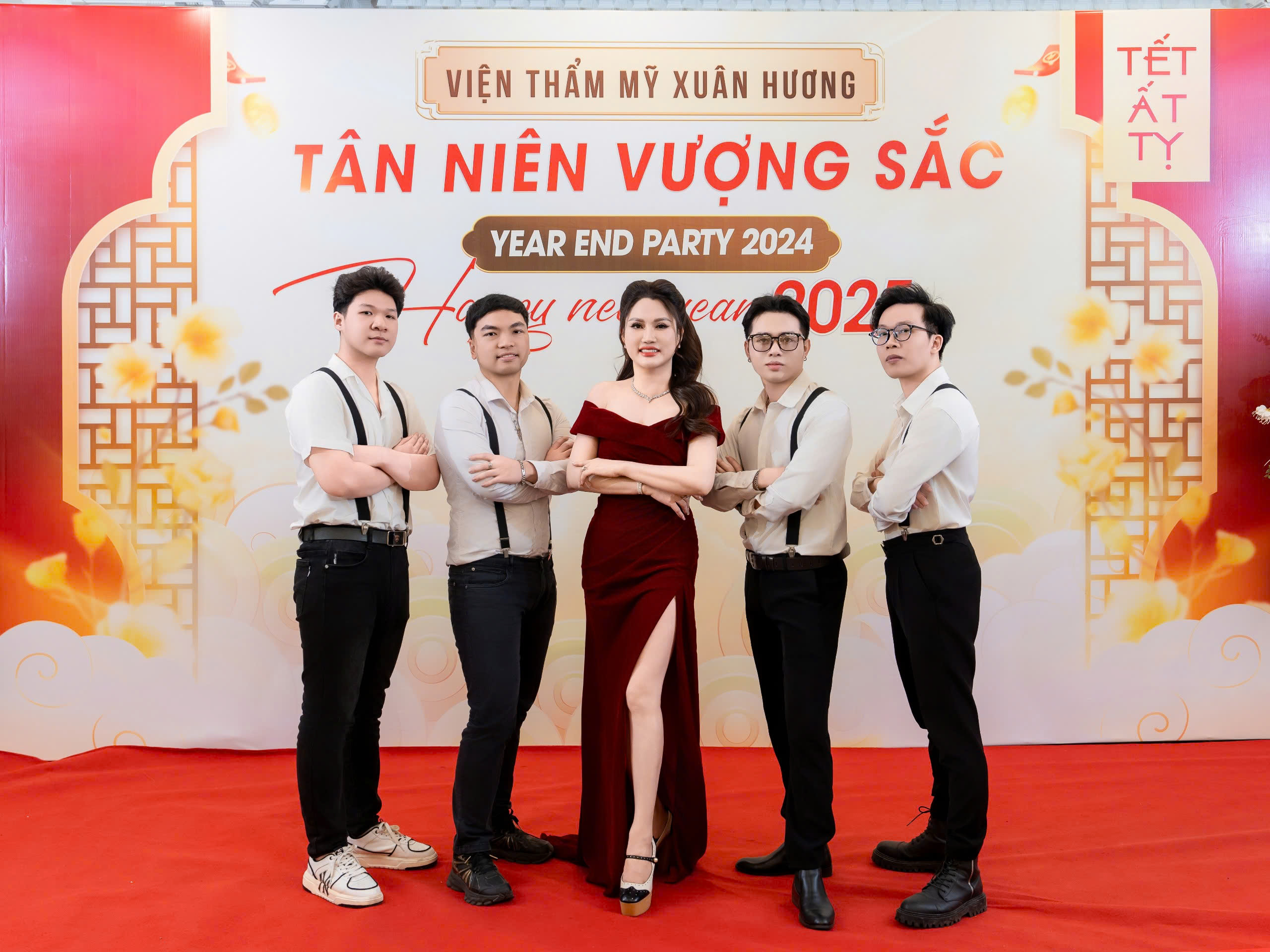 tiệc tất niên viện thẩm mỹ xuân hương 2024